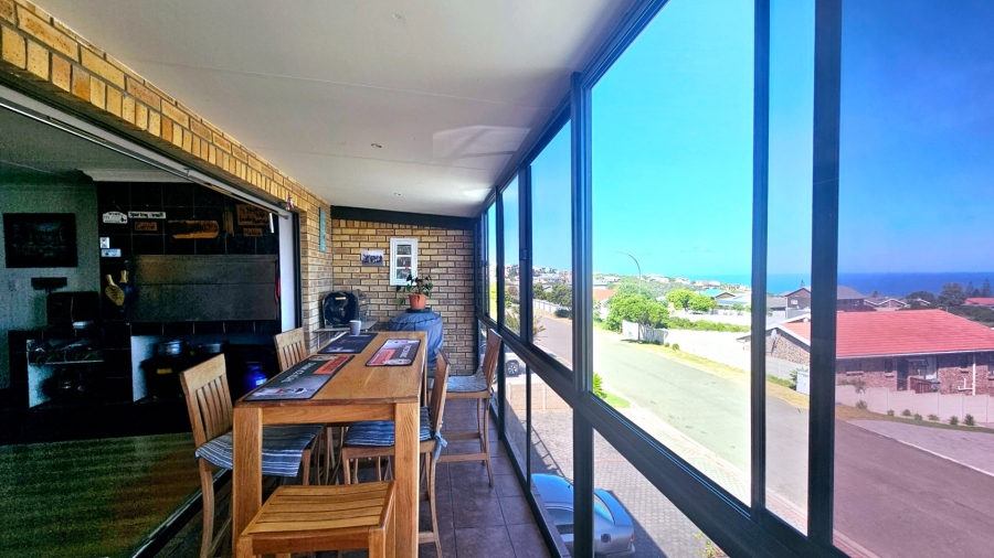 3 Bedroom Property for Sale in Dana Bay Western Cape